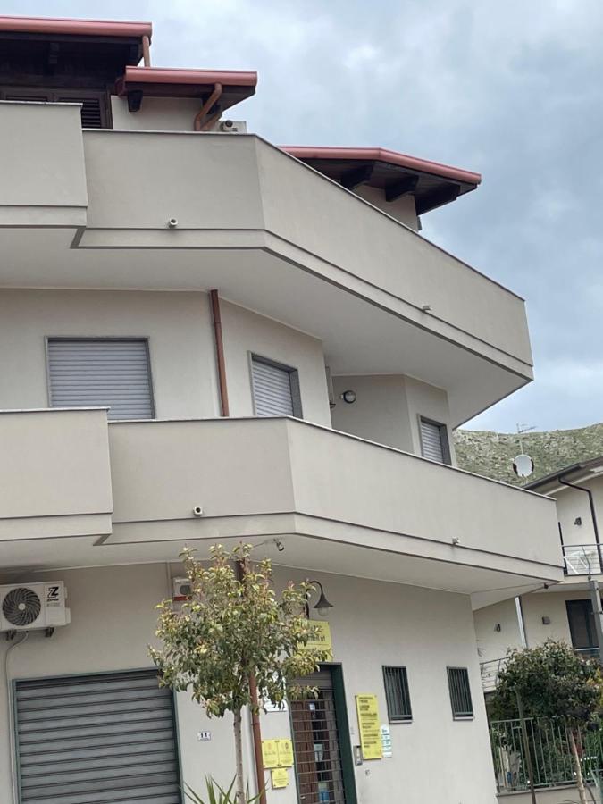 Casa San Francesco Lägenhet Mondragone Exteriör bild